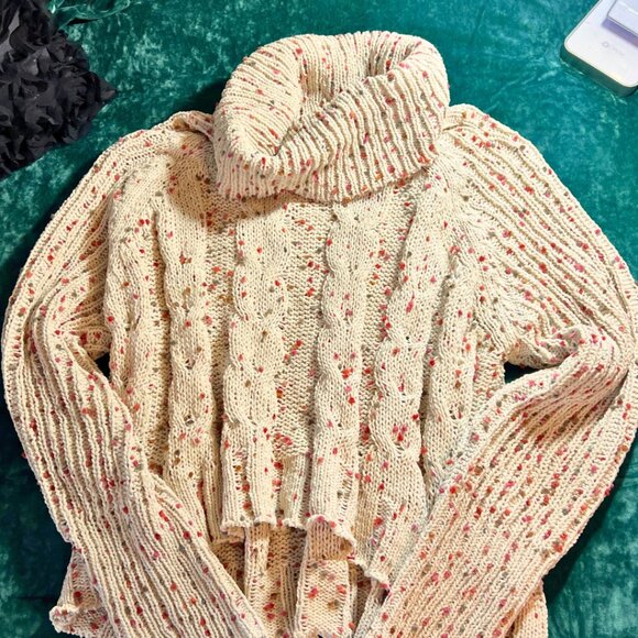 Les Serein Chunky Knit Cowl Neck Sweater – Speckled Cream – Size XL - Picture 2 of 5